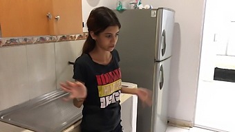 Amateur,Big Dick,Blowjob,Cumshot,HD Porn,Latina,Small Tits,Step Fantasy,Teen (18+),Verified Amateurs,verga grande,tetas pequenas,tetas grandes,teen 18,sexo duro